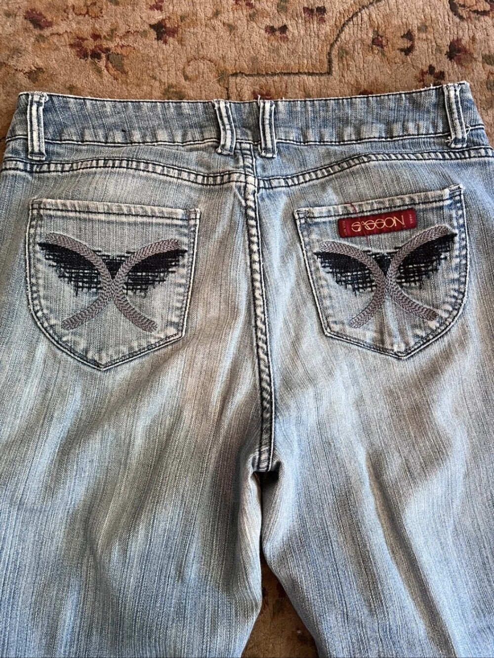 Vintage Y2K Sassoon Bootcut Jeans Light Wash Embroidered Back Pocket Faded Denim - Picture 2 of 2